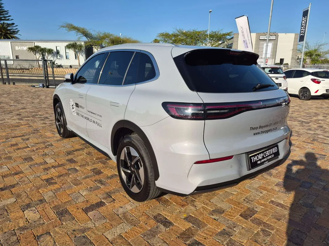 Geely E5 Aspire - Image 5