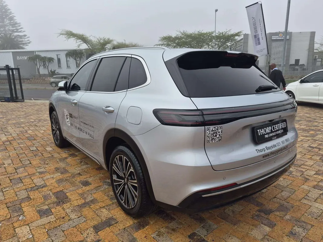Geely E5 EM-i Apex - Image 6