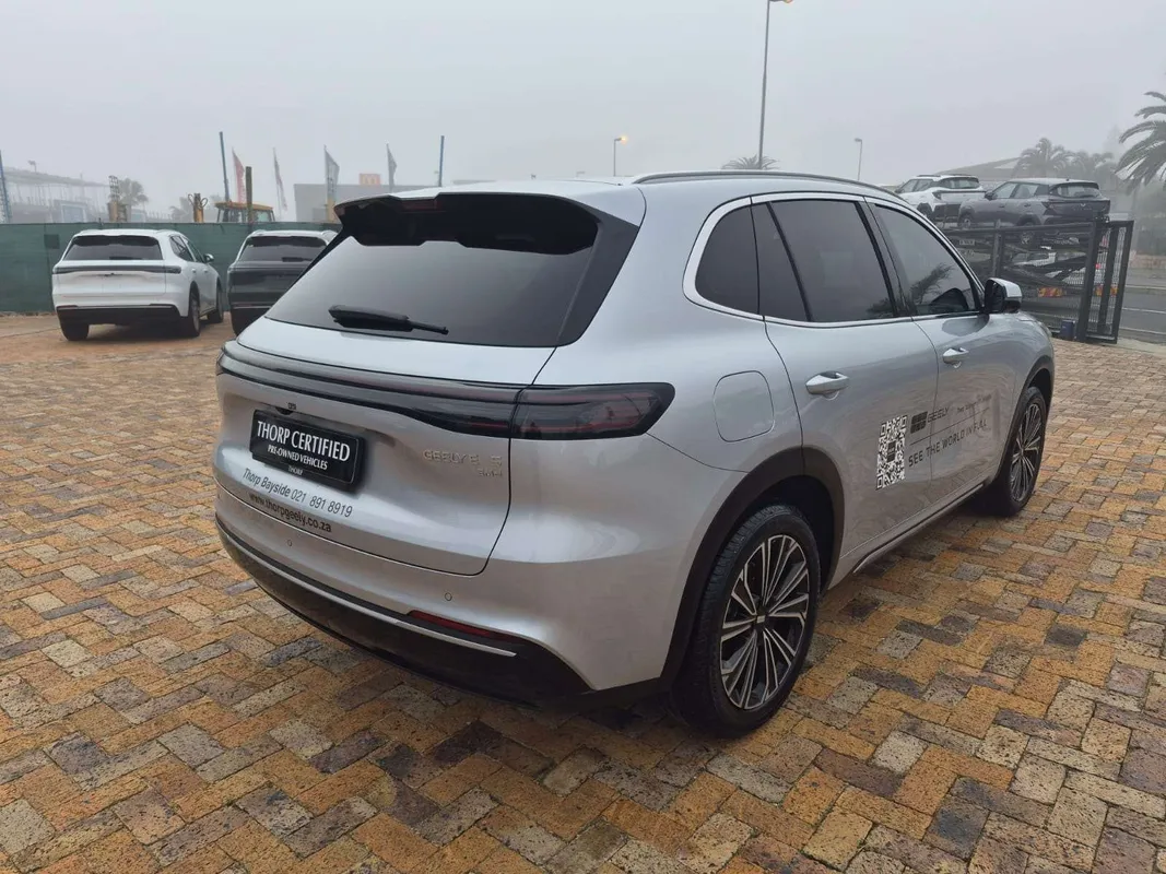 Geely E5 EM-i Apex - Image 8