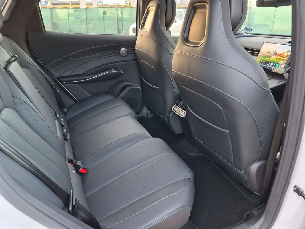 OMODA C7 1.6T Elegance - Image 13
