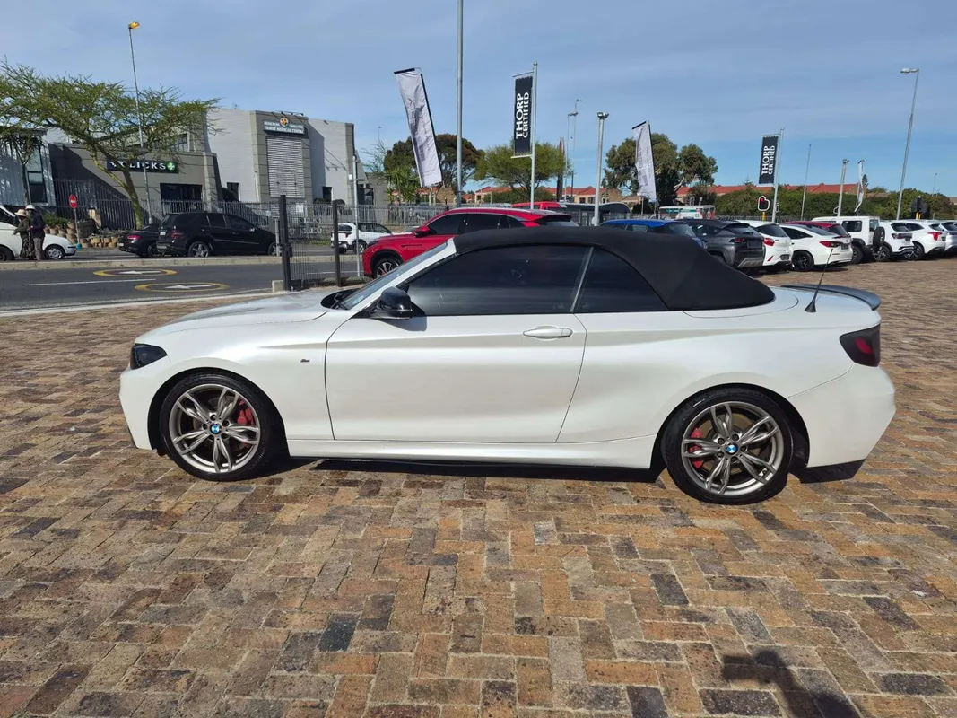 BMW M240i Convertible Auto - Image 4