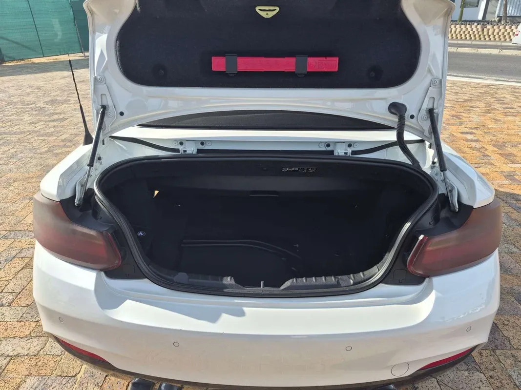 BMW M240i Convertible Auto - Image 9