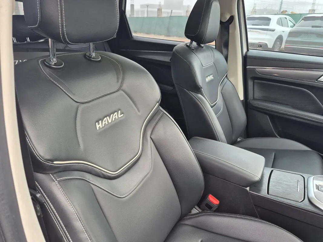 Haval Jolion 1.5 Hybrid DHT S-Luxury - Image 16