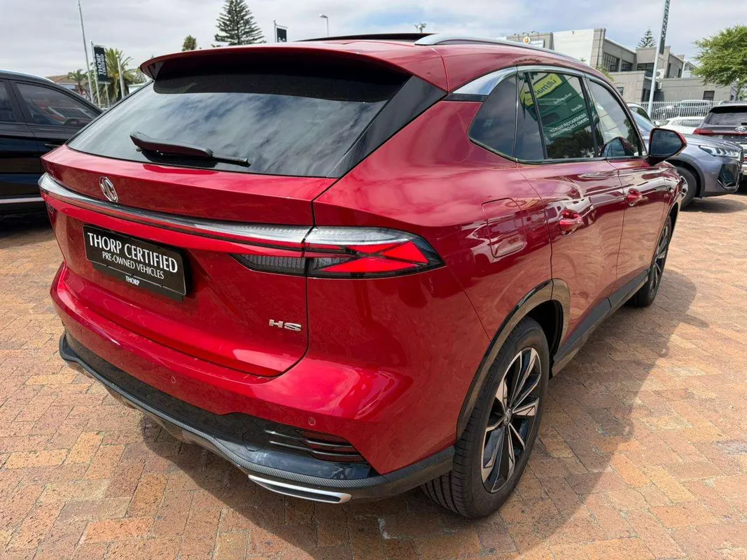 MG HS 2.0T AT Luxury - Image 7