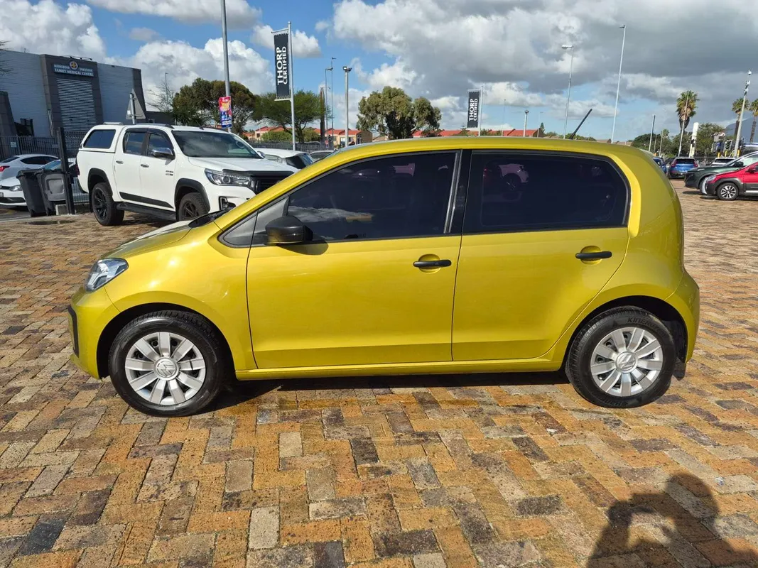 Volkswagen take up! 5-door 1.0 - Image 2