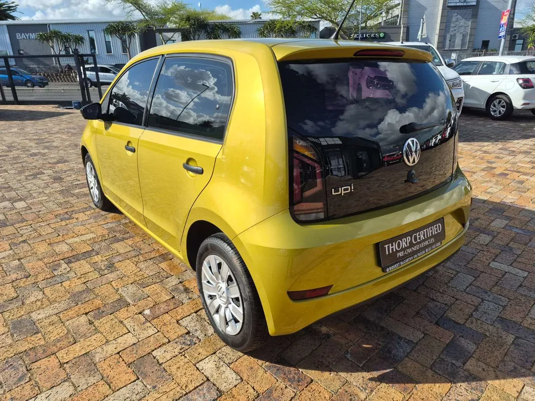 Volkswagen take up! 5-door 1.0 - Image 4