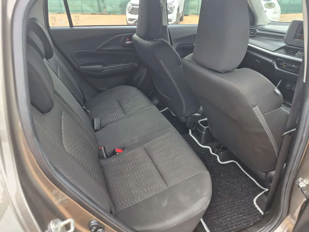 Suzuki Swift 1.2 GL MT - Image 15