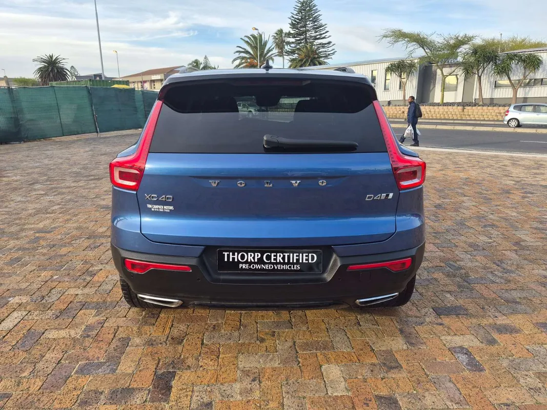 Volvo XC40 D4 AWD R-Design - Image 6