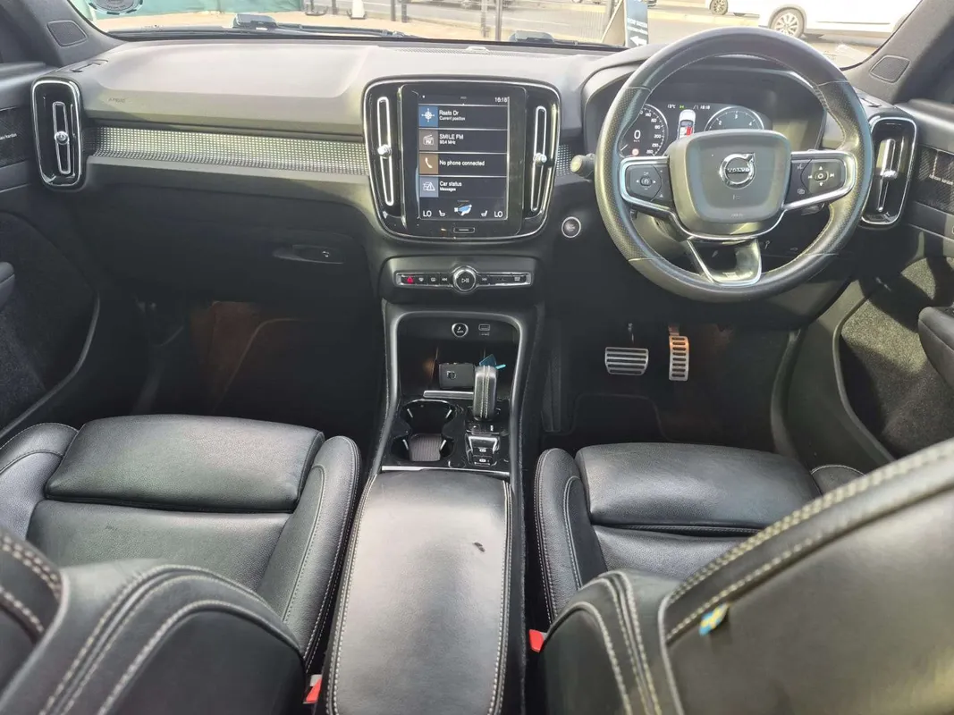 Volvo XC40 D4 AWD R-Design - Image 10
