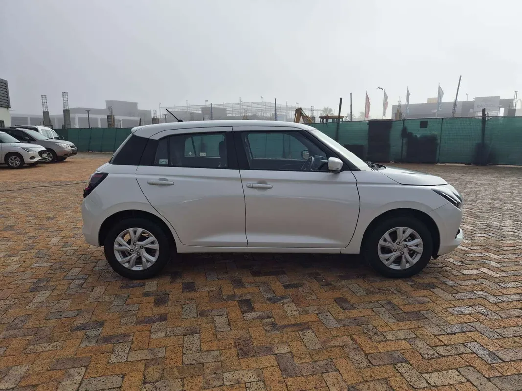 Suzuki Swift 1.2 GL+ CVT - Image 5