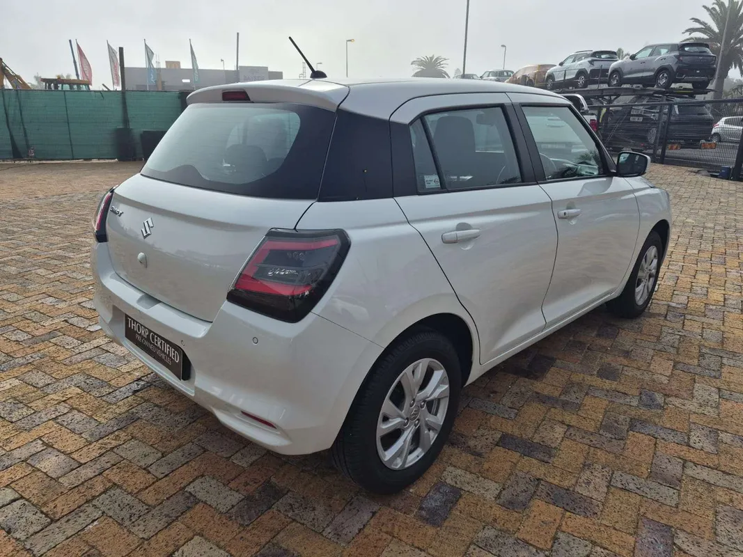Suzuki Swift 1.2 GL+ CVT - Image 8