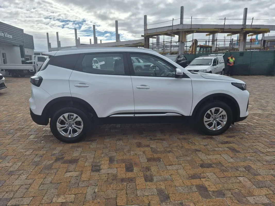 Chery Tiggo 4 Cross 1.5 LiT CVT - Image 4