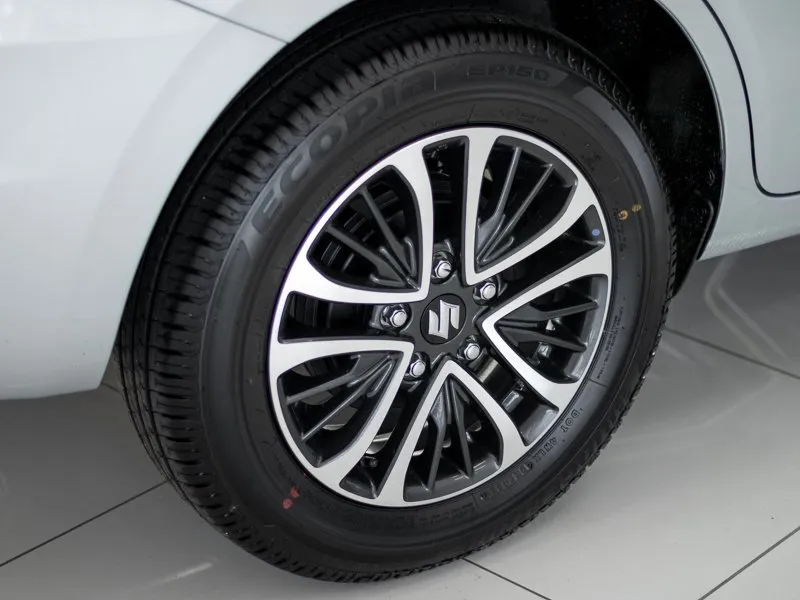 Suzuki Ertiga 1.5 GL Auto - Image 7