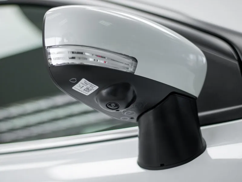 Suzuki Baleno 1.5 GLX A/T - Image 8