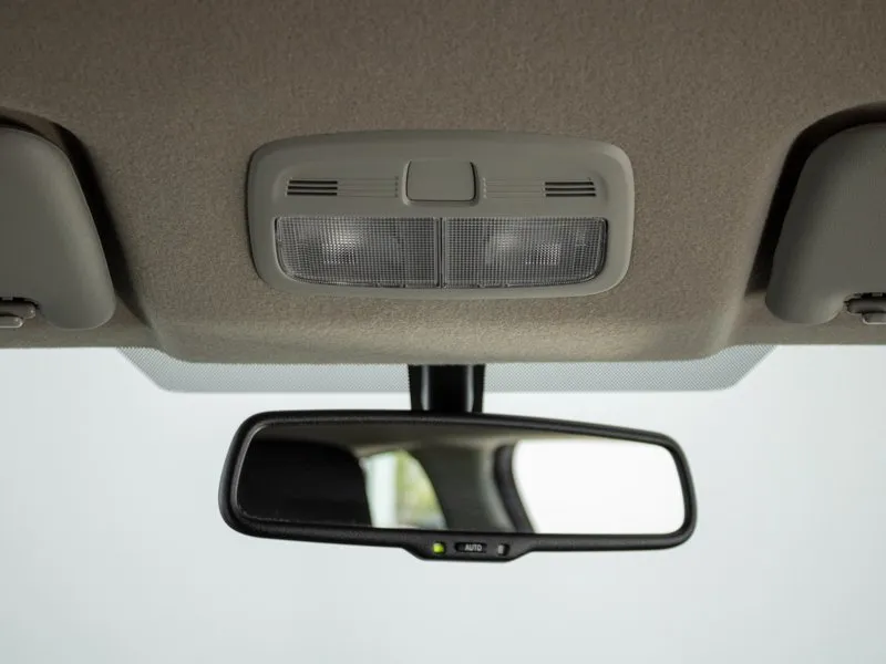 Suzuki Baleno 1.5 GLX - Image 16