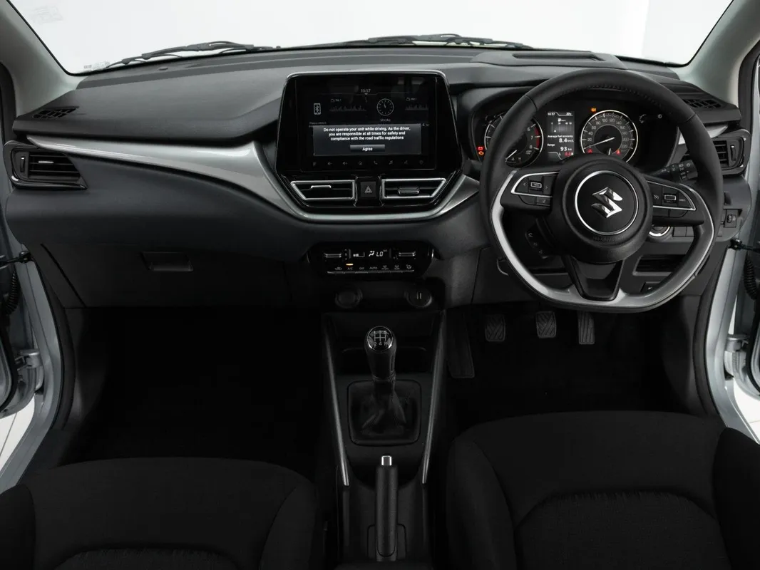 Suzuki Baleno 1.5 GLX - Image 28