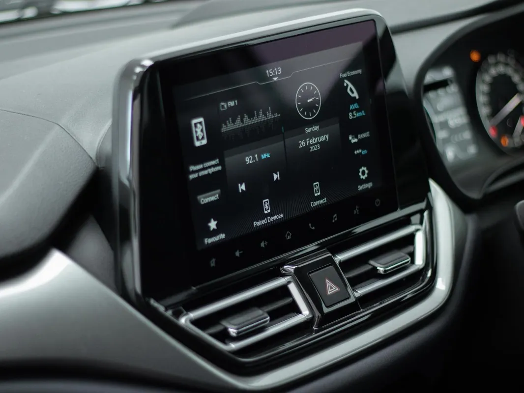 Suzuki Baleno 1.5 GLX - Image 22