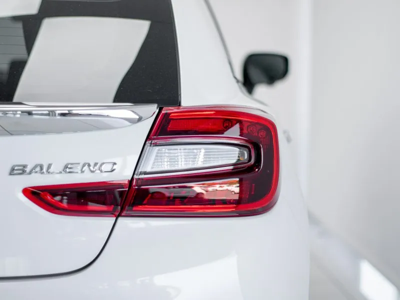 Suzuki Baleno 1.5 GLX - Image 4