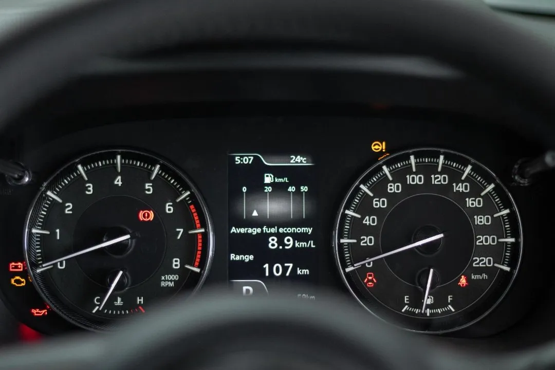 Suzuki Baleno 1.5 GLX - Image 12