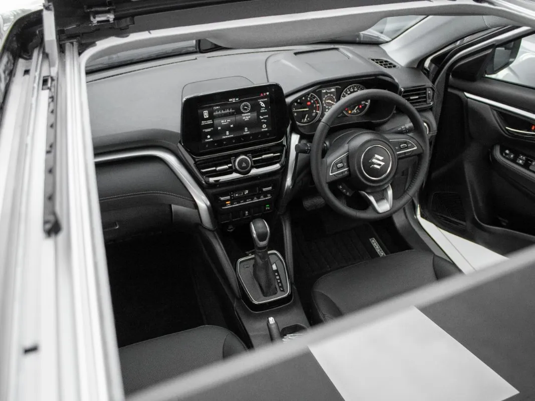 Suzuki Grand Vitara 1.5 GLX Auto - Image 18