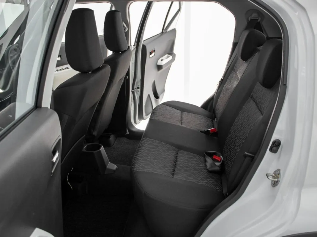 Suzuki Ignis 1.2 GLX - Image 18