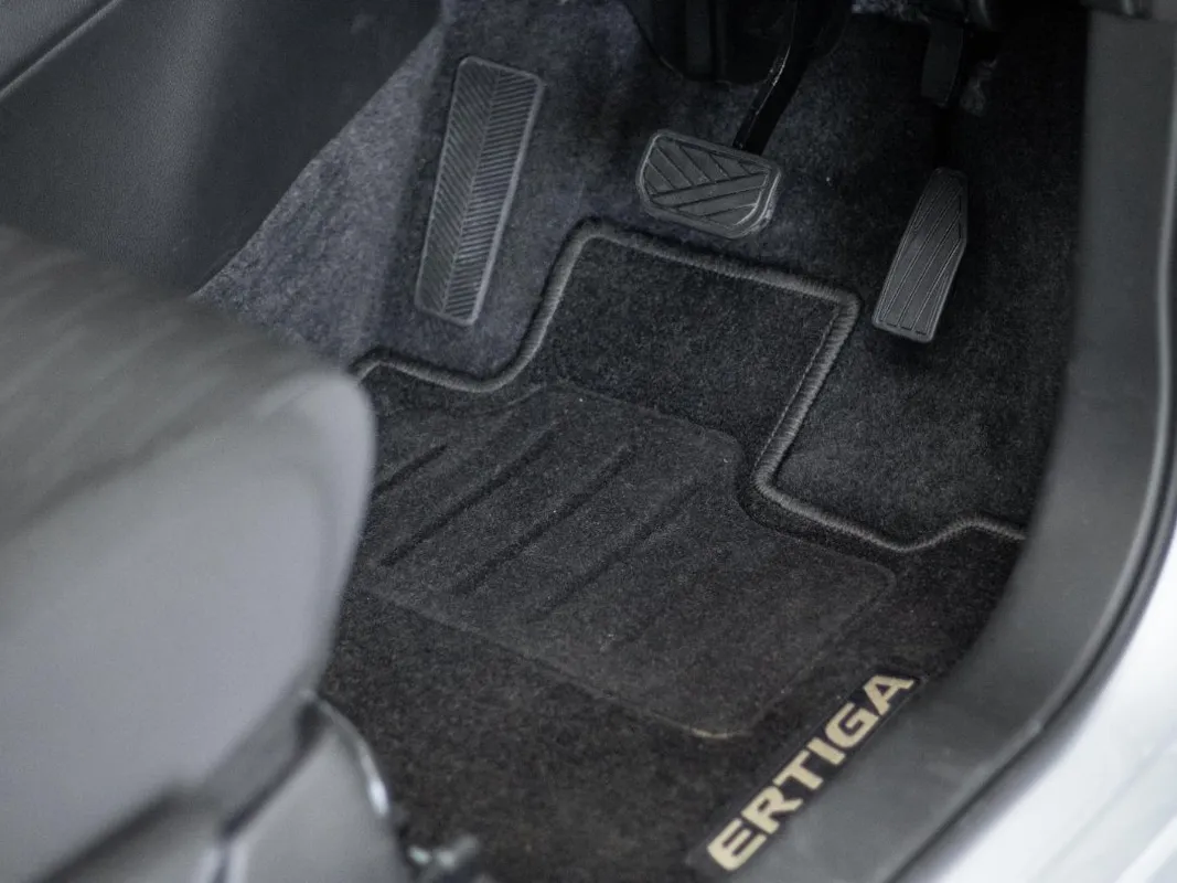 Suzuki Ertiga 1.5 GL Auto - Image 8