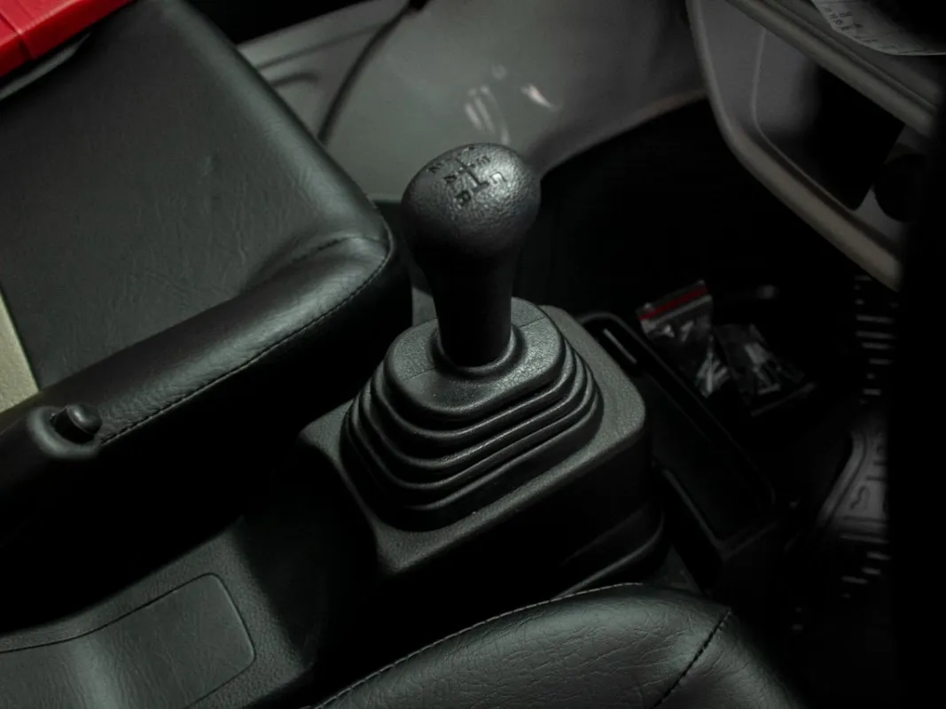 Suzuki Eeco 1.2 2WD 5MT - Image 10