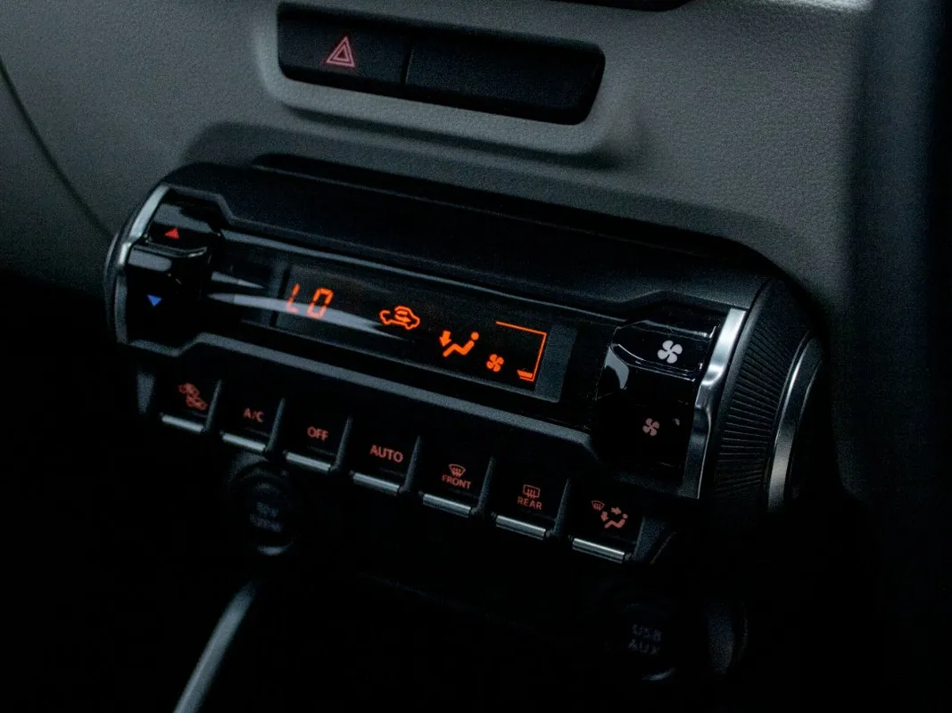 Suzuki Ignis 1.2 GLX AMT - Image 15