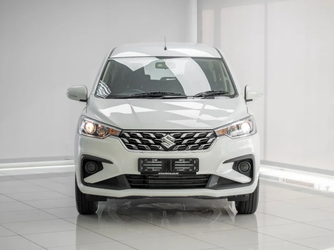 Suzuki Ertiga 1.5 GL MT - Image 2
