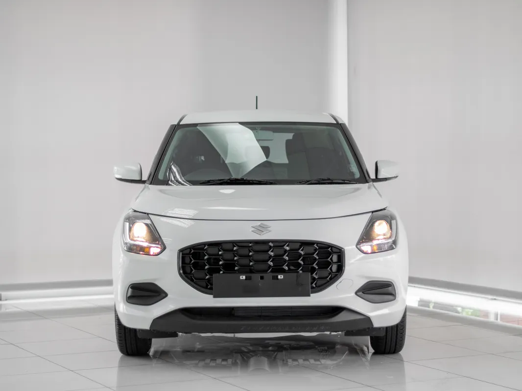 Suzuki Swift 1.2 GL+ MT - Image 2