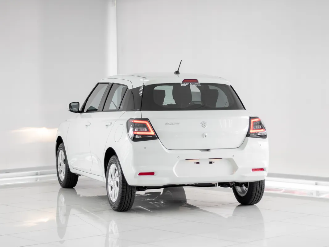 Suzuki Swift 1.2 GL+ MT - Image 4