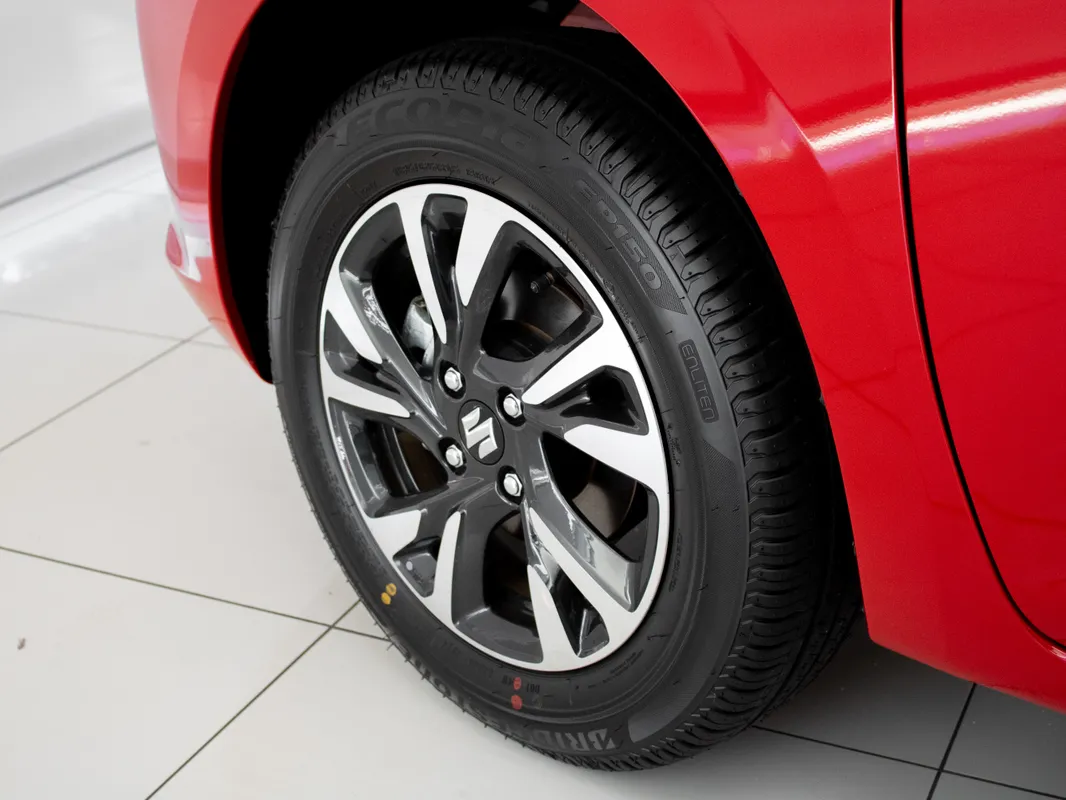 Suzuki Swift 1.2 GLX CVT - Image 6