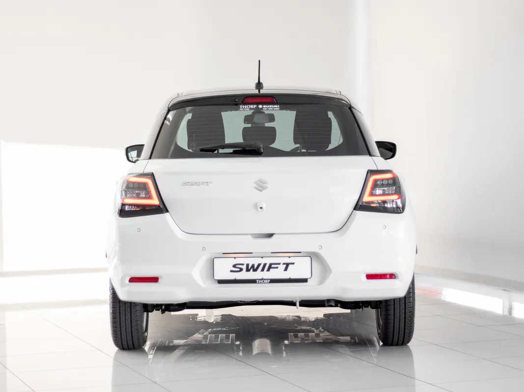 Suzuki Swift 1.2 GLX MT - Image 3