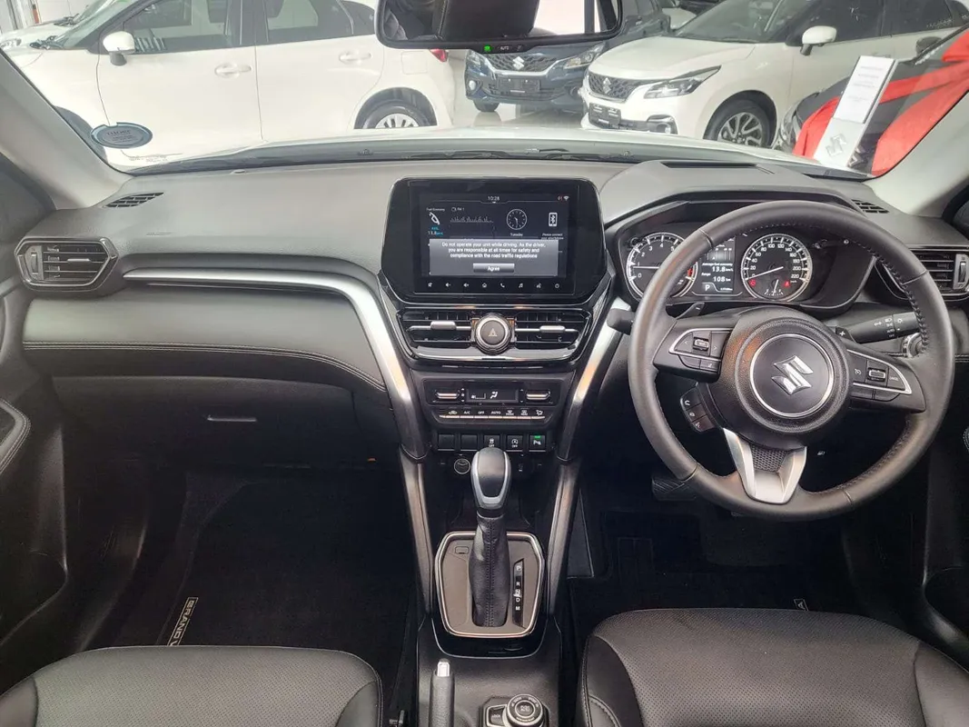 Suzuki Grand Vitara 1.5 GLX Auto - Image 10