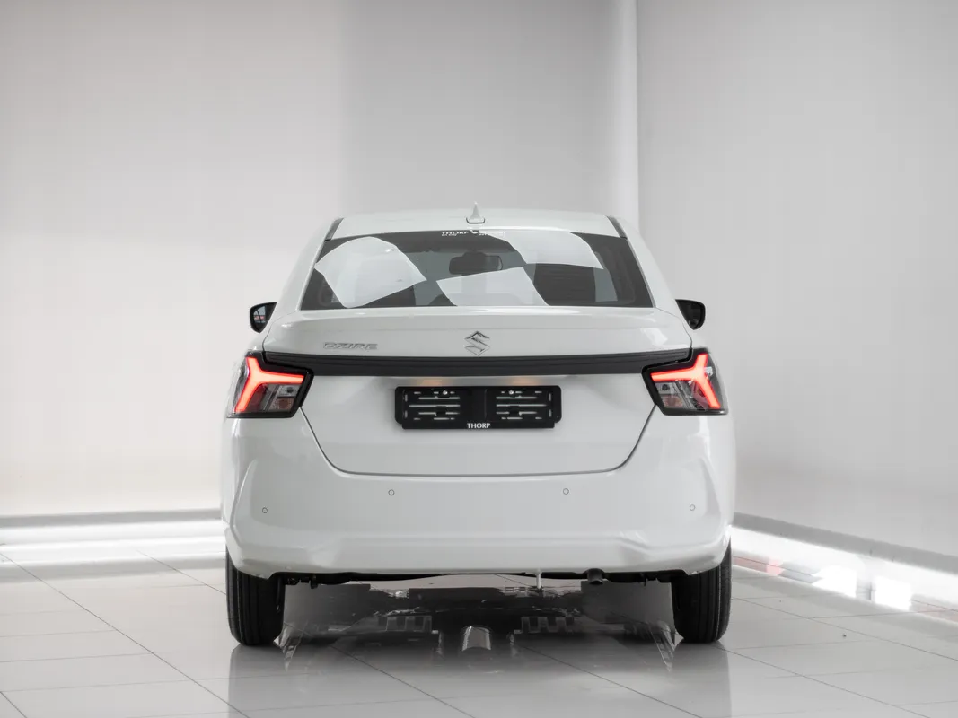 Suzuki Dzire 1.2 GA 5MT - Image 3