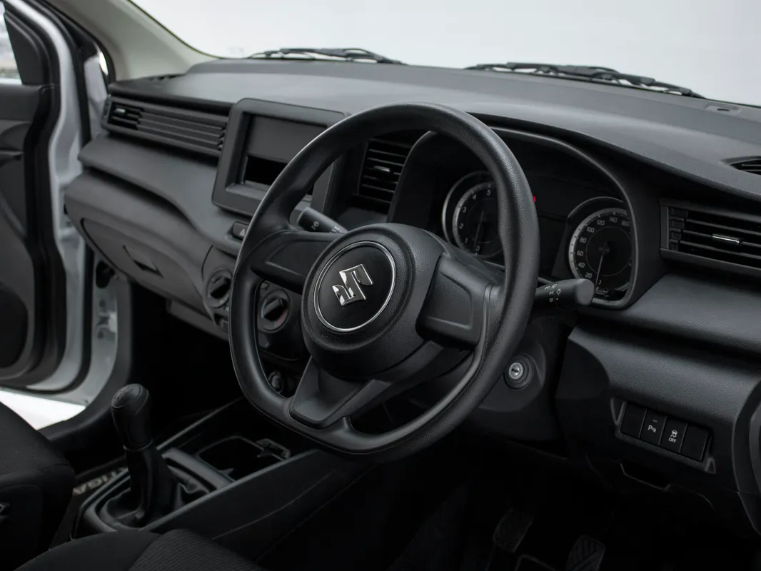 Suzuki Ertiga 1.4 GA - Image 6