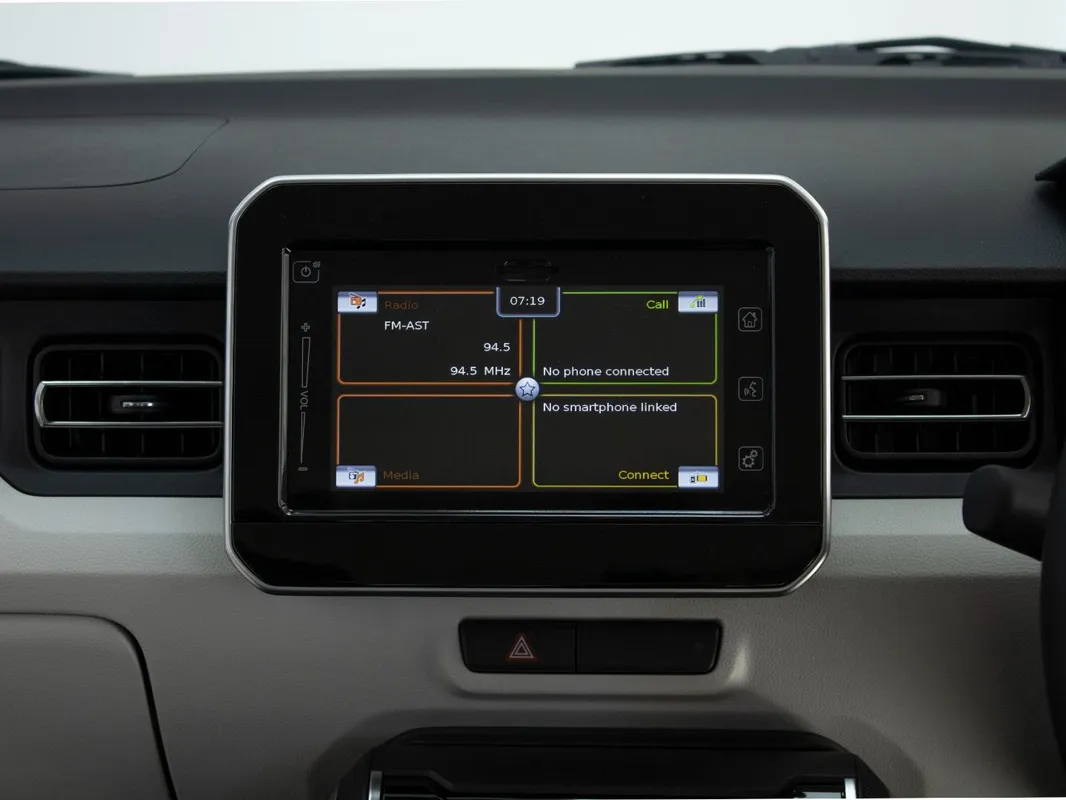 Suzuki Ignis 1.2 GLX AMT - Image 7