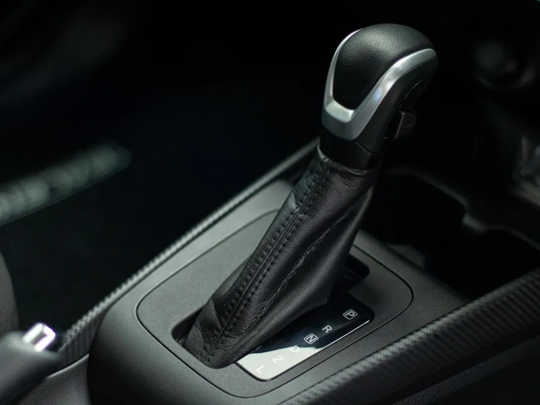 Suzuki Baleno 1.5 GL A/T - Image 5