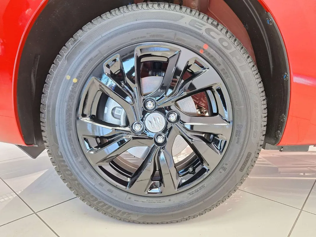 Suzuki Swift 1.2 GL+ MT - Image 7