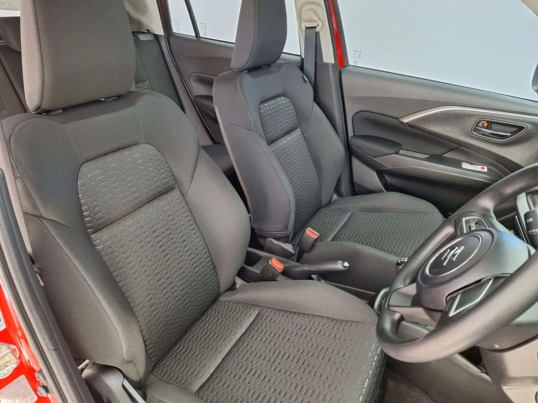 Suzuki Swift 1.2 GL+ MT - Image 9