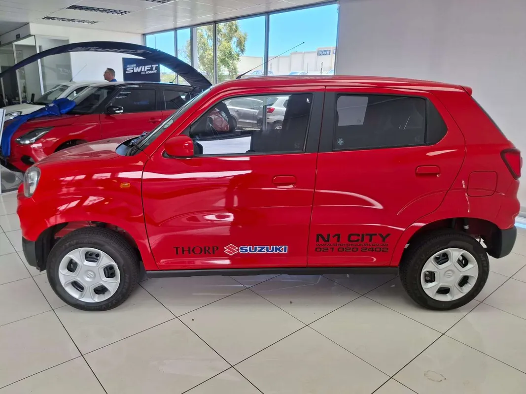 Suzuki S-Presso 1.0 GL - Image 4