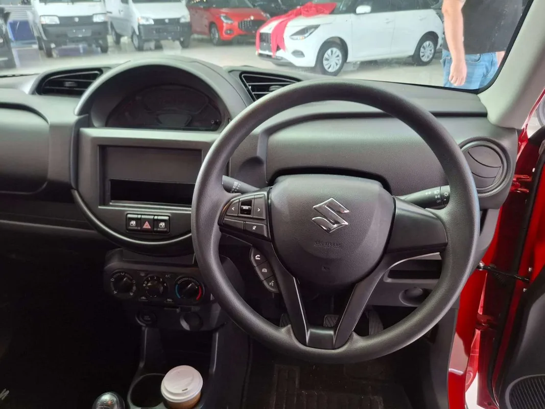 Suzuki S-Presso 1.0 GL - Image 10