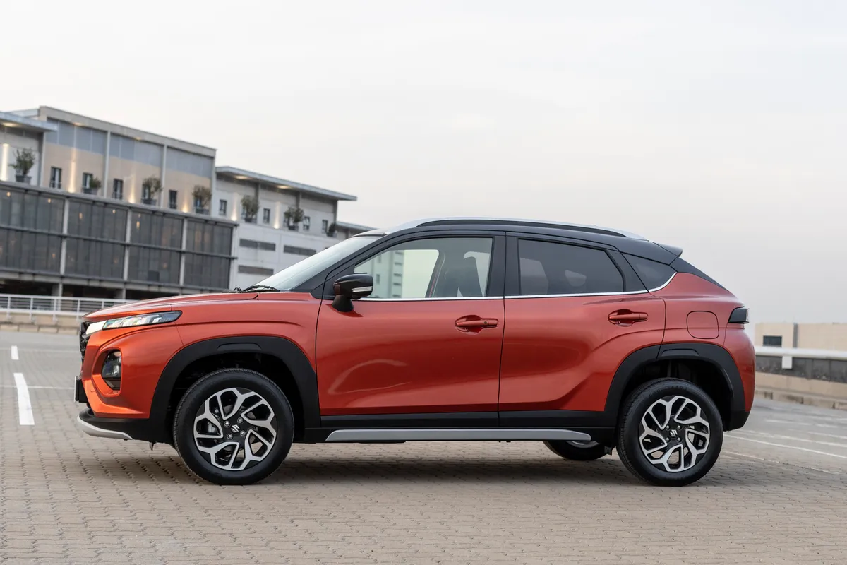 Suzuki Fronx 1.5 GLX 4-Auto - Image 4