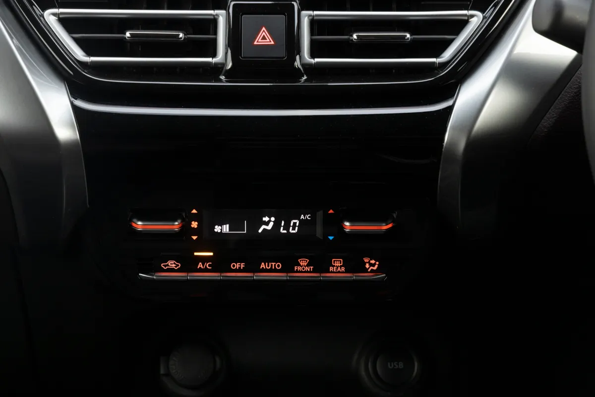 Suzuki Fronx 1.5 GLX 4-Auto - Image 10