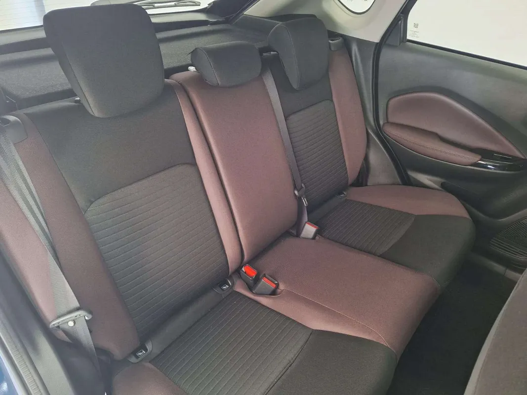 Suzuki Fronx 1.5 GLX 5MT - Image 8