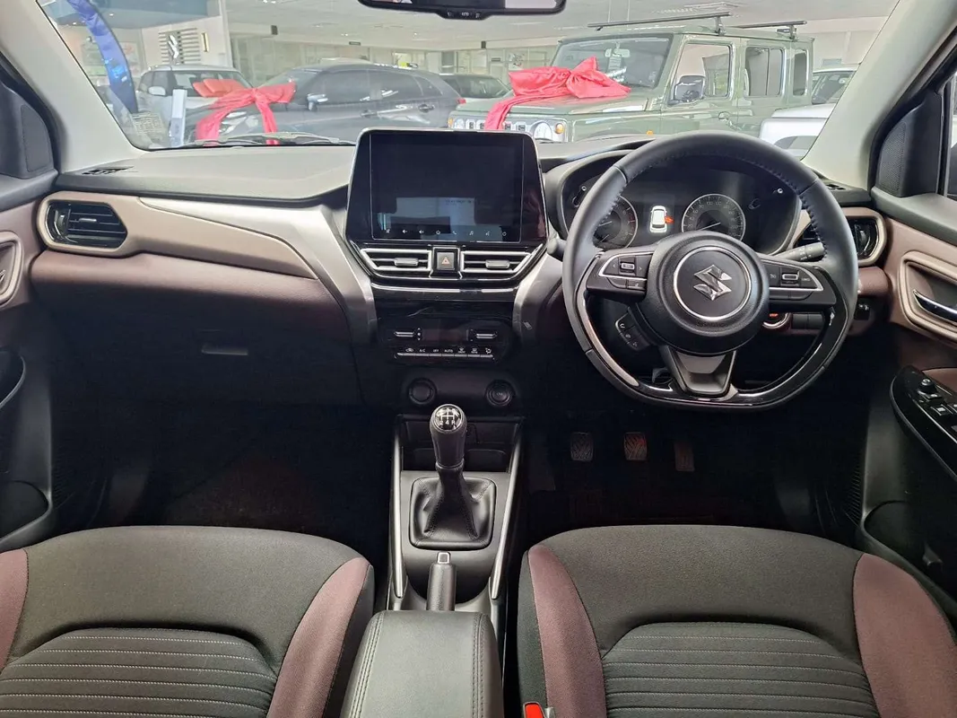 Suzuki Fronx 1.5 GLX 5MT - Image 10