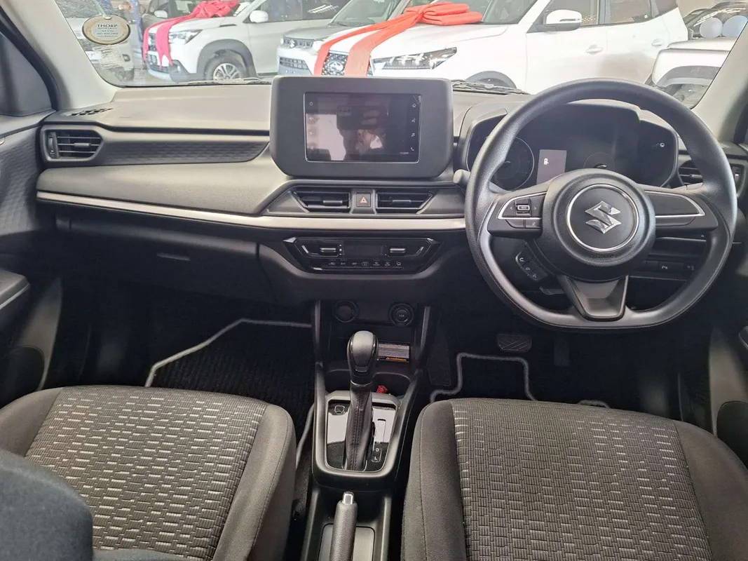 Suzuki Swift 1.2 GL+ CVT - Image 10