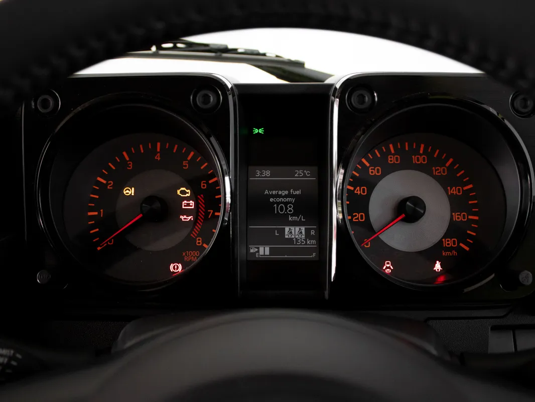 Suzuki Jimny 1.5 GLX Auto 5Dr - Image 7