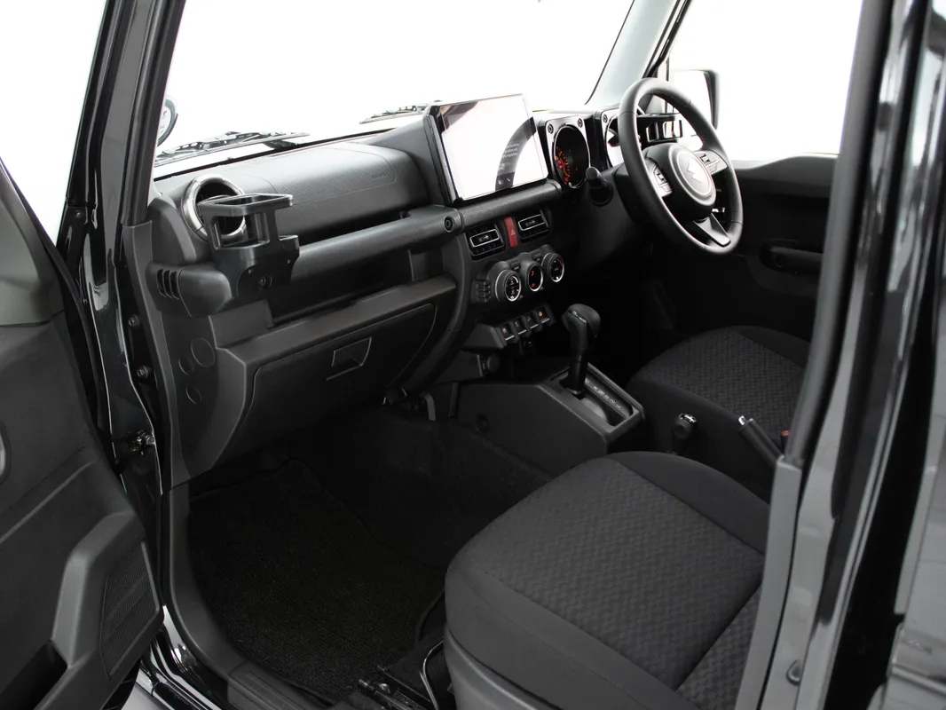 Suzuki Jimny 1.5 GLX 5Dr - Image 14