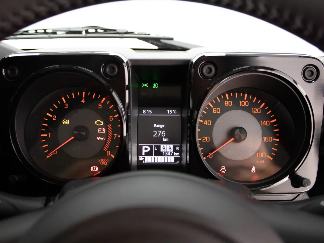 Suzuki Jimny 1.5 GLX 5Dr - Image 10